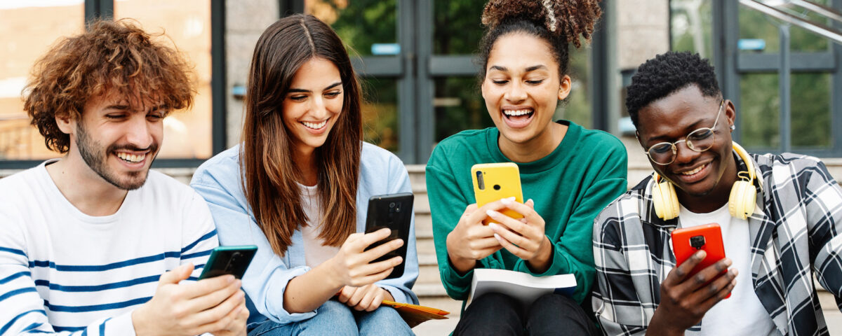 Students voting online on their phones in an SRC election